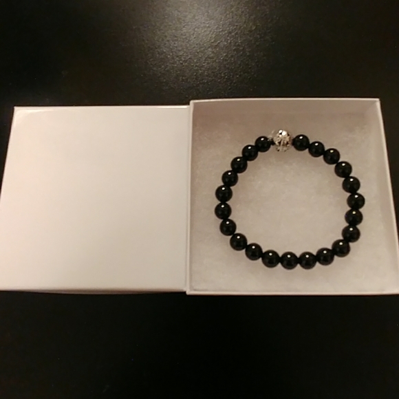 Onyx Stone Bracelet - Picture 8 of 8